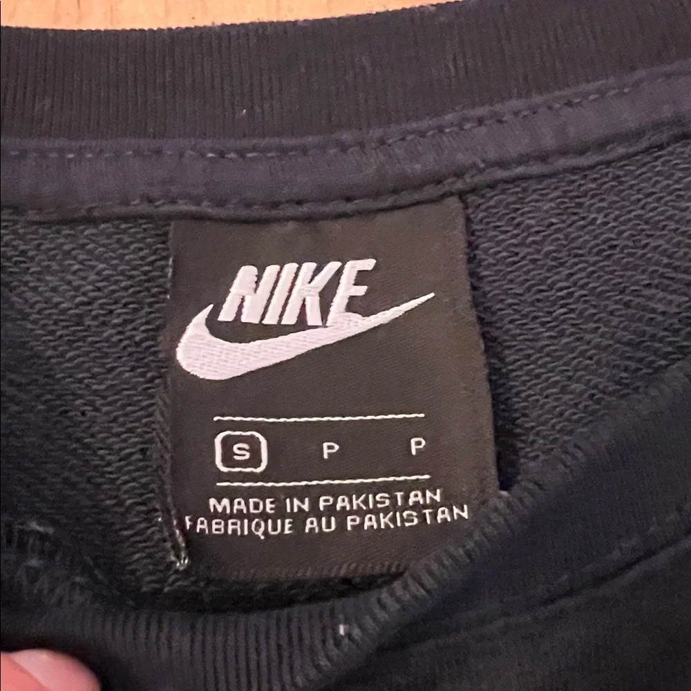 Nike navy crewneck